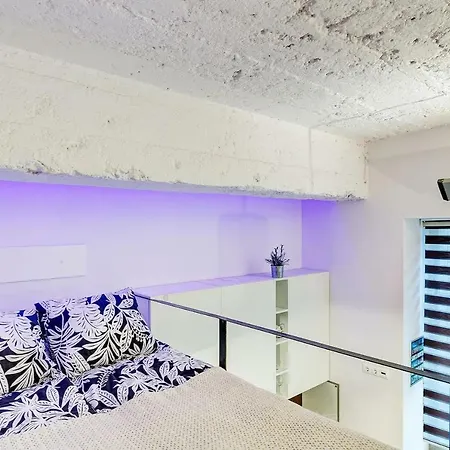 Cozy - Loft Close To Old Town